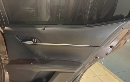 Toyota Camry, 2018 год, 3 150 000 рублей, 21 фотография
