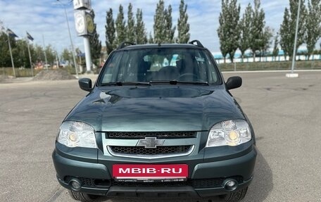 Chevrolet Niva I рестайлинг, 2015 год, 499 000 рублей, 8 фотография