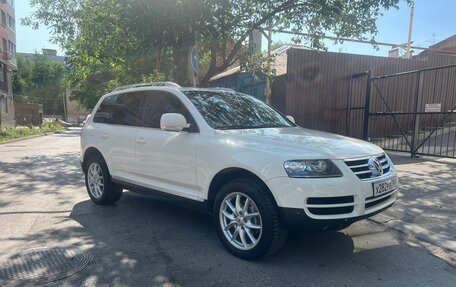 Volkswagen Touareg III, 2006 год, 1 450 000 рублей, 3 фотография