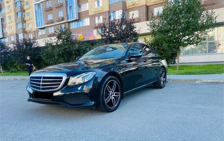 Mercedes-Benz E-Класс, 2016 год, 2 450 000 рублей, 3 фотография