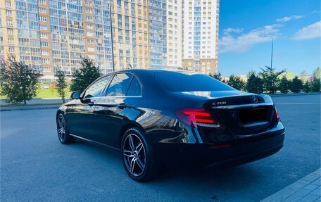 Mercedes-Benz E-Класс, 2016 год, 2 450 000 рублей, 2 фотография