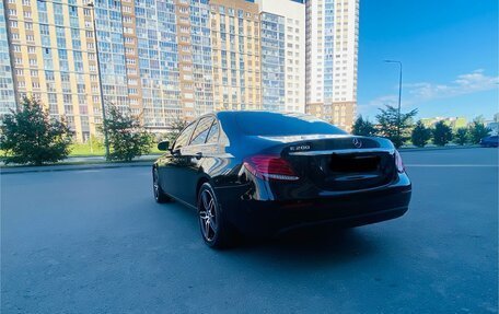 Mercedes-Benz E-Класс, 2016 год, 2 450 000 рублей, 18 фотография