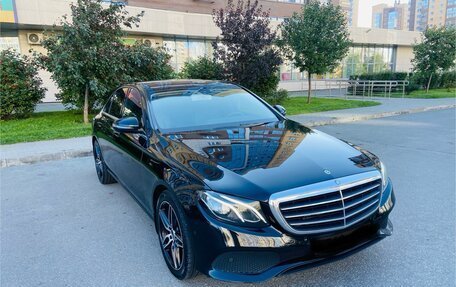 Mercedes-Benz E-Класс, 2016 год, 2 450 000 рублей, 21 фотография