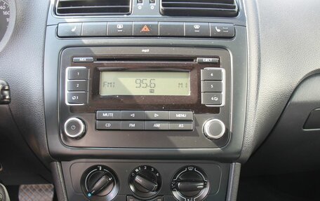 Volkswagen Polo VI (EU Market), 2012 год, 689 000 рублей, 13 фотография