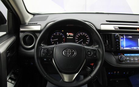 Toyota RAV4, 2016 год, 2 295 000 рублей, 13 фотография