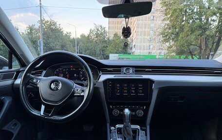 Volkswagen Passat B8 рестайлинг, 2017 год, 2 150 000 рублей, 13 фотография