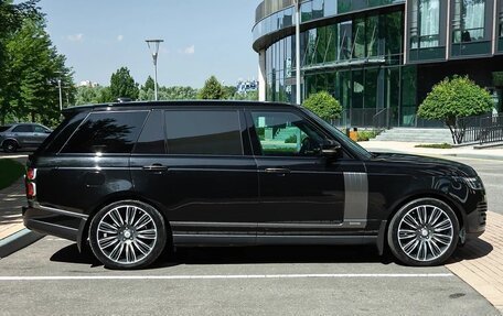 Land Rover Range Rover IV рестайлинг, 2020 год, 9 900 000 рублей, 2 фотография