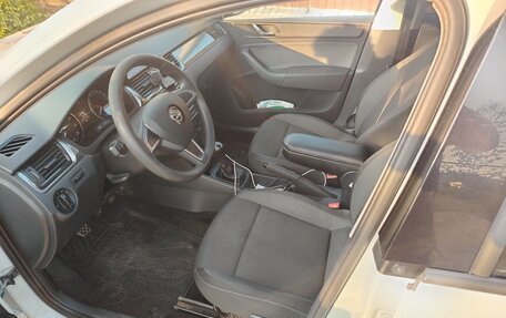 Skoda Rapid I, 2014 год, 650 000 рублей, 15 фотография