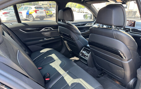 BMW 7 серия, 2020 год, 7 700 000 рублей, 13 фотография