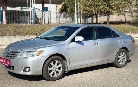 Toyota Camry, 2010 год, 1 300 000 рублей, 3 фотография
