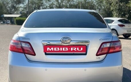 Toyota Camry, 2010 год, 1 300 000 рублей, 4 фотография