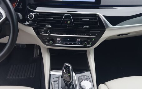 BMW 6 серия, 2021 год, 5 900 000 рублей, 8 фотография