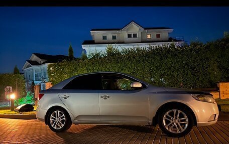 KIA Cerato III, 2010 год, 850 000 рублей, 3 фотография