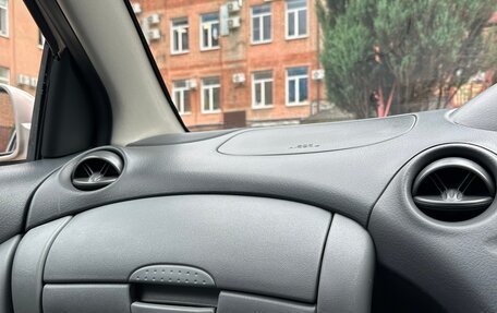 Toyota Vitz, 1999 год, 420 000 рублей, 28 фотография