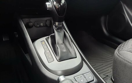 KIA Rio III рестайлинг, 2016 год, 895 000 рублей, 21 фотография
