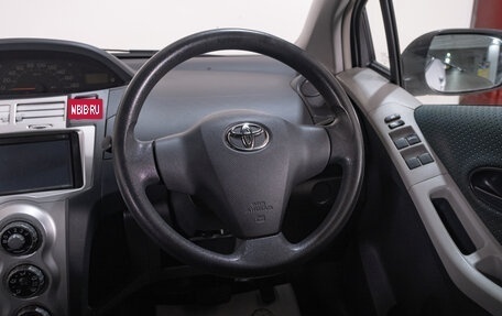 Toyota Vitz, 2005 год, 599 000 рублей, 13 фотография
