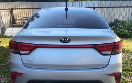 KIA Rio III рестайлинг, 2017 год, 1 000 000 рублей, 1 фотография