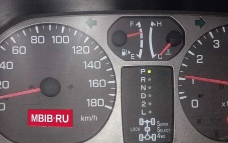 Mitsubishi Pajero iO, 2000 год, 500 000 рублей, 6 фотография
