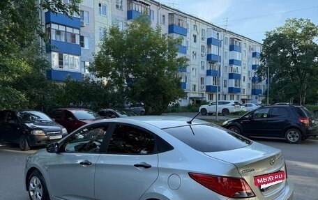 Hyundai Solaris II рестайлинг, 2015 год, 968 000 рублей, 2 фотография