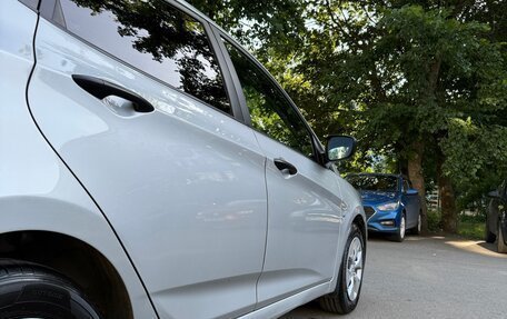 Hyundai Solaris II рестайлинг, 2015 год, 968 000 рублей, 11 фотография