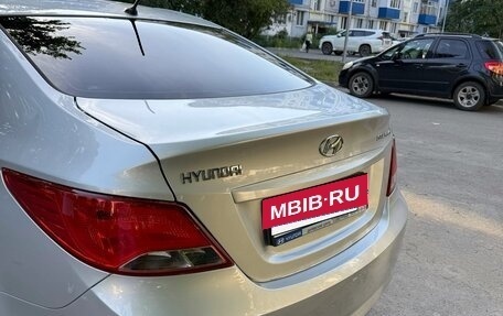 Hyundai Solaris II рестайлинг, 2015 год, 968 000 рублей, 19 фотография