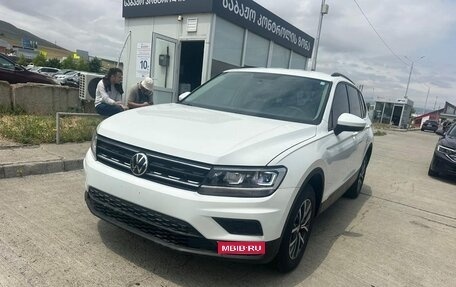 Volkswagen Tiguan II, 2021 год, 1 849 000 рублей, 2 фотография