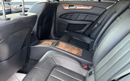 Mercedes-Benz CLS, 2014 год, 3 050 000 рублей, 15 фотография