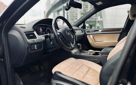 Volkswagen Touareg III, 2016 год, 2 875 000 рублей, 8 фотография