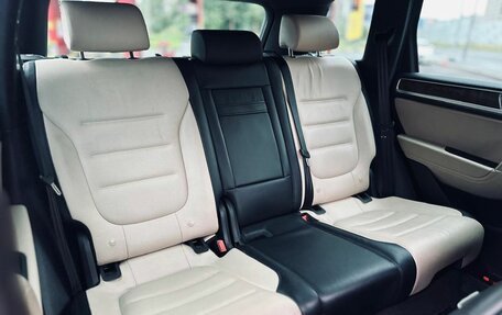 Volkswagen Touareg III, 2016 год, 2 875 000 рублей, 22 фотография