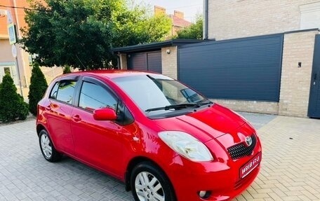 Toyota Yaris III рестайлинг, 2008 год, 650 000 рублей, 1 фотография