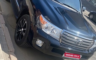 Toyota Land Cruiser 200, 2015 год, 5 800 000 рублей, 1 фотография
