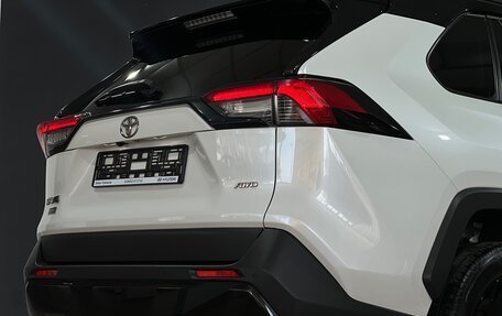 Toyota RAV4, 2021 год, 3 490 000 рублей, 6 фотография