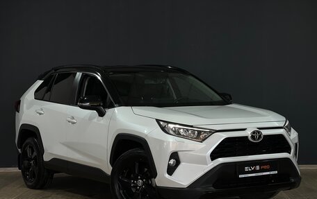 Toyota RAV4, 2021 год, 3 490 000 рублей, 3 фотография