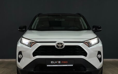 Toyota RAV4, 2021 год, 3 490 000 рублей, 2 фотография