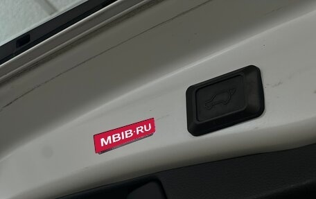 Toyota RAV4, 2021 год, 3 490 000 рублей, 21 фотография