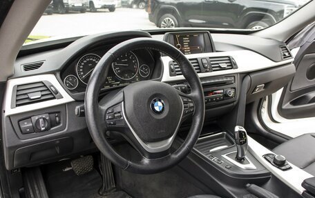 BMW 3 серия, 2013 год, 1 995 000 рублей, 19 фотография
