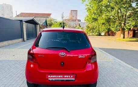 Toyota Yaris III рестайлинг, 2008 год, 650 000 рублей, 4 фотография
