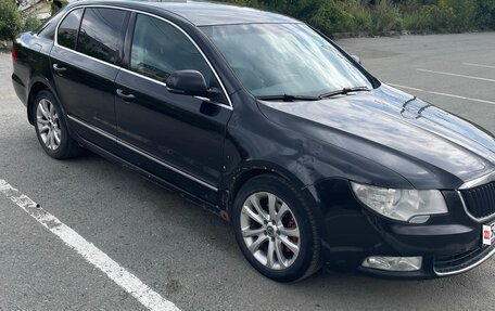 Skoda Superb III рестайлинг, 2010 год, 850 000 рублей, 3 фотография