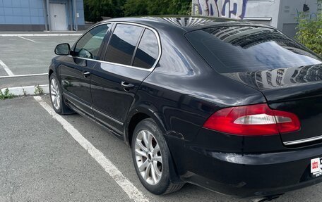 Skoda Superb III рестайлинг, 2010 год, 850 000 рублей, 6 фотография