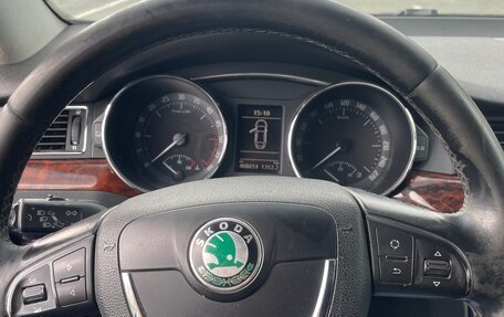 Skoda Superb III рестайлинг, 2010 год, 850 000 рублей, 14 фотография