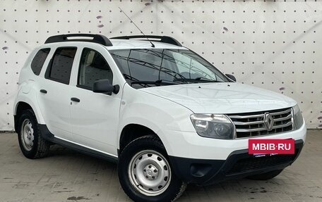 Renault Duster I рестайлинг, 2014 год, 850 000 рублей, 2 фотография