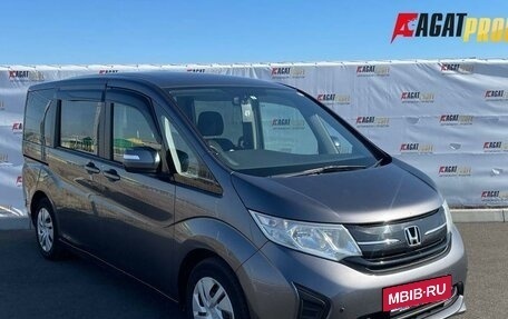 Honda Stepwgn IV, 2017 год, 1 515 000 рублей, 2 фотография