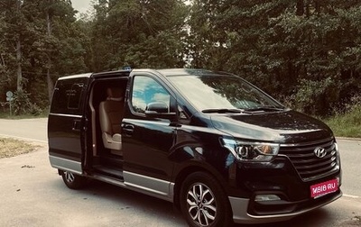 Hyundai H-1 II рестайлинг, 2021 год, 3 840 000 рублей, 1 фотография