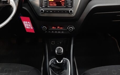 KIA Rio III рестайлинг, 2017 год, 959 000 рублей, 16 фотография