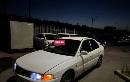 Mitsubishi Mirage VI рестайлинг, 1998 год, 300 000 рублей, 8 фотография