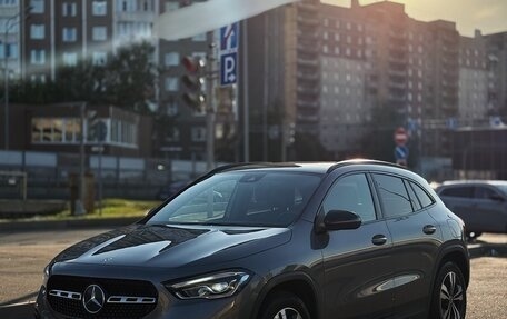 Mercedes-Benz GLA, 2020 год, 3 730 000 рублей, 2 фотография