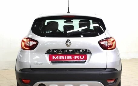 Renault Kaptur I рестайлинг, 2018 год, 1 340 000 рублей, 3 фотография