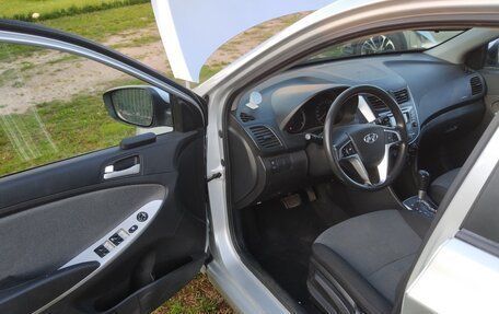 Hyundai Accent IV, 2011 год, 550 000 рублей, 12 фотография