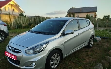 Hyundai Accent IV, 2011 год, 550 000 рублей, 3 фотография