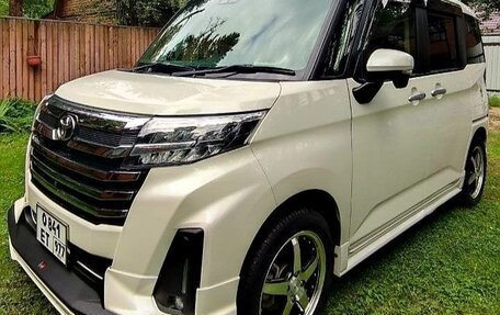 Toyota Roomy I, 2021 год, 1 750 000 рублей, 2 фотография